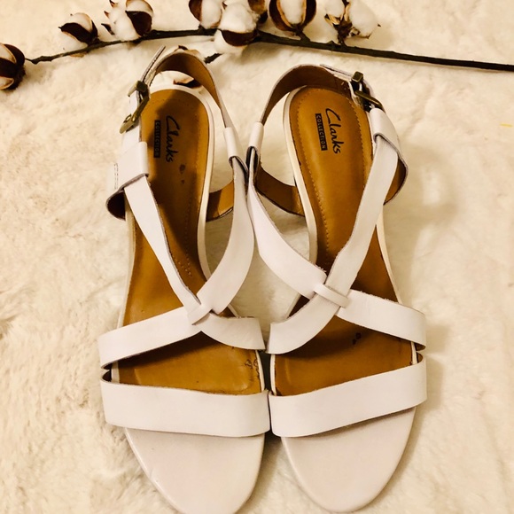 clarks white leather sandals